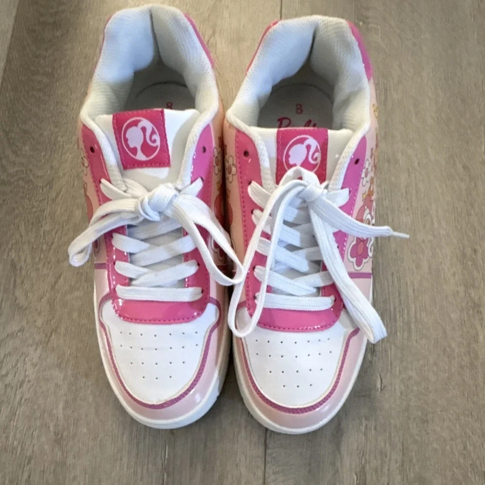 Barbie Women's Size 8 Pink White Floral Sneakers Y2K Aesthetic Low Top